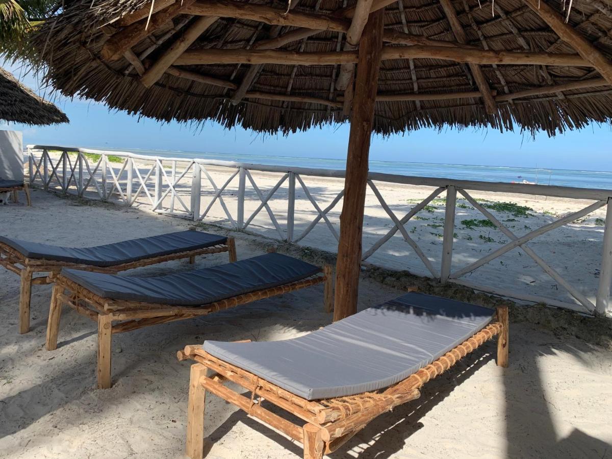 The African Paradise Beach Hotel Bwejuu Exterior photo